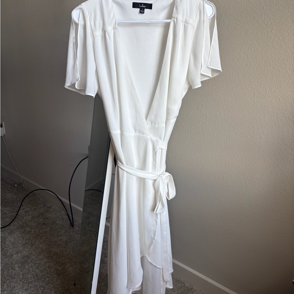 Lulu's Elegant White Dress